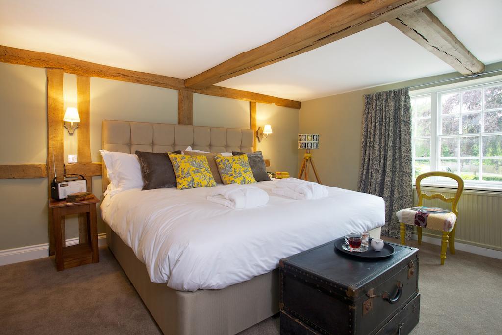 The Queen'S Inn Hawkhurst Room photo